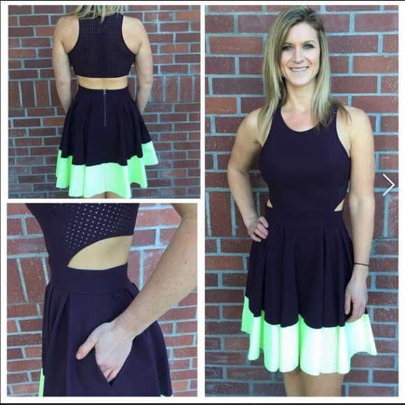 *RARE* Lululemon AWAY DRESS Black Cherry 🍒 4 - Picture 2 of 6